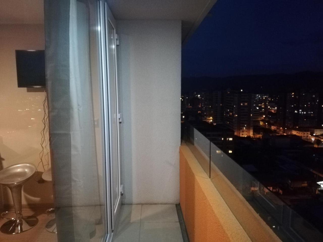 Depto Estudio 1811 Edificio Centro Blanco Con Estacionamiento Temuco Eksteriør bilde