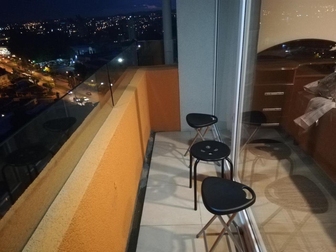 Depto Estudio 1811 Edificio Centro Blanco Con Estacionamiento Temuco Eksteriør bilde