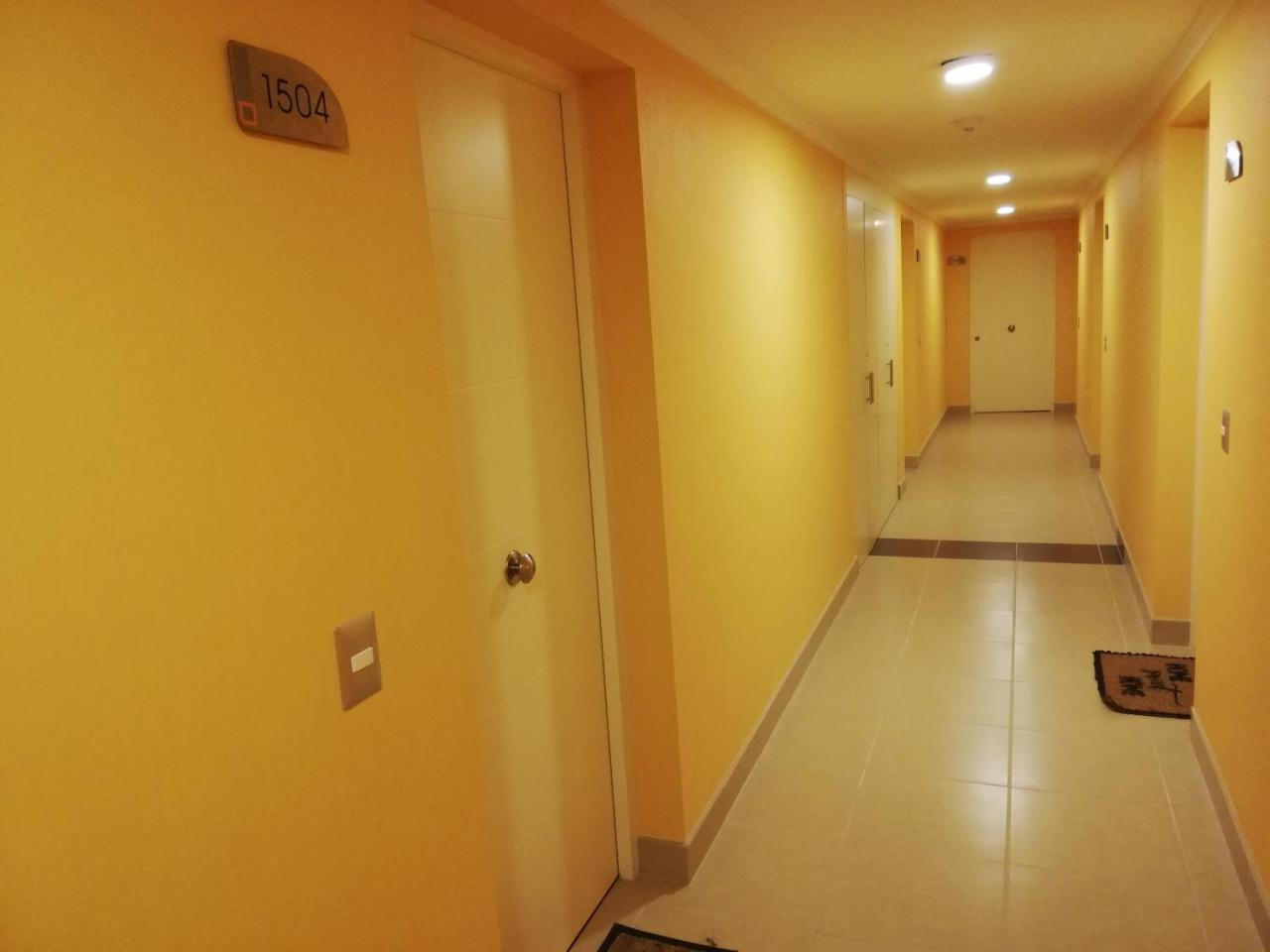 Depto Estudio 1811 Edificio Centro Blanco Con Estacionamiento Temuco Eksteriør bilde