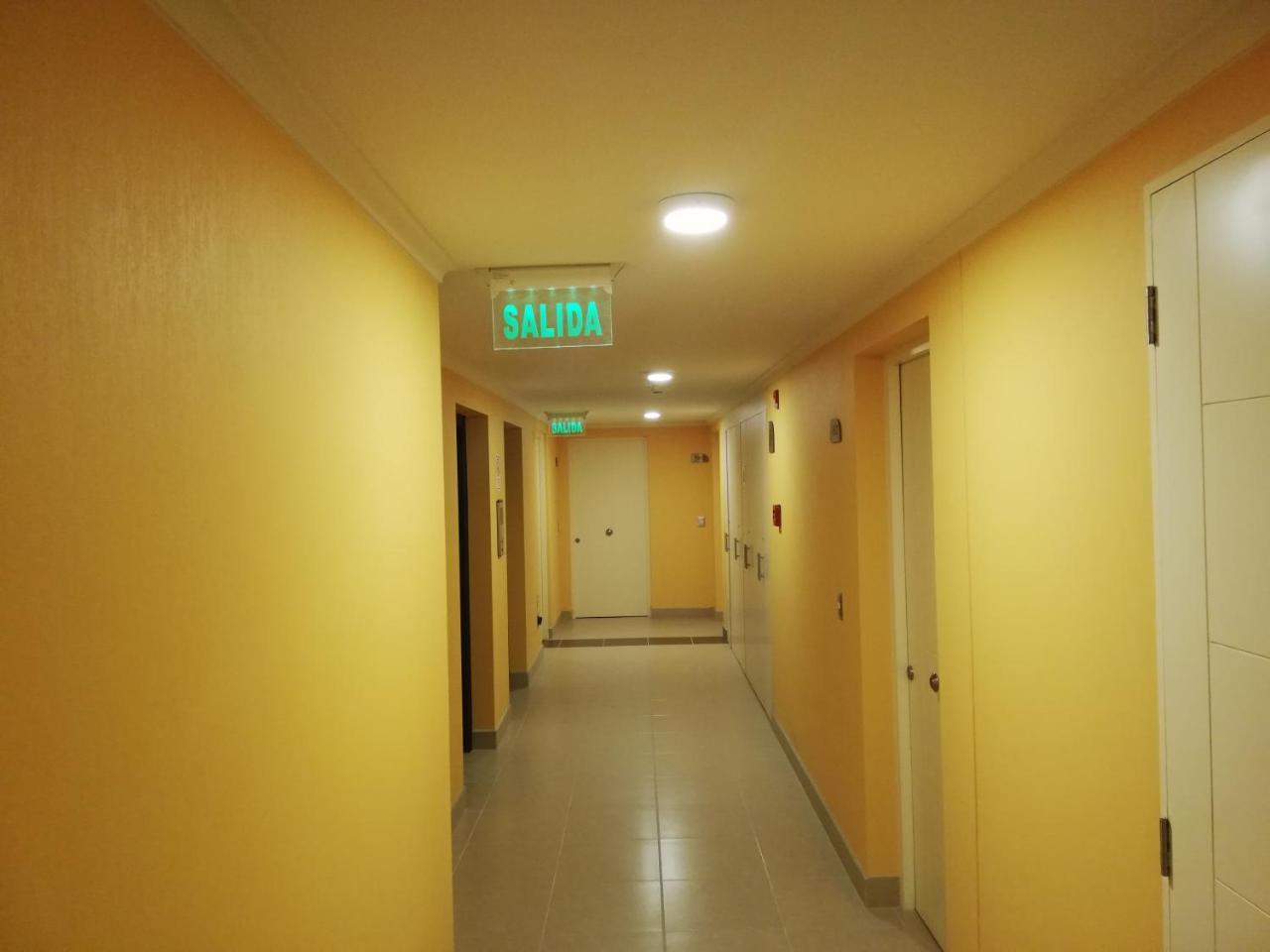 Depto Estudio 1811 Edificio Centro Blanco Con Estacionamiento Temuco Eksteriør bilde